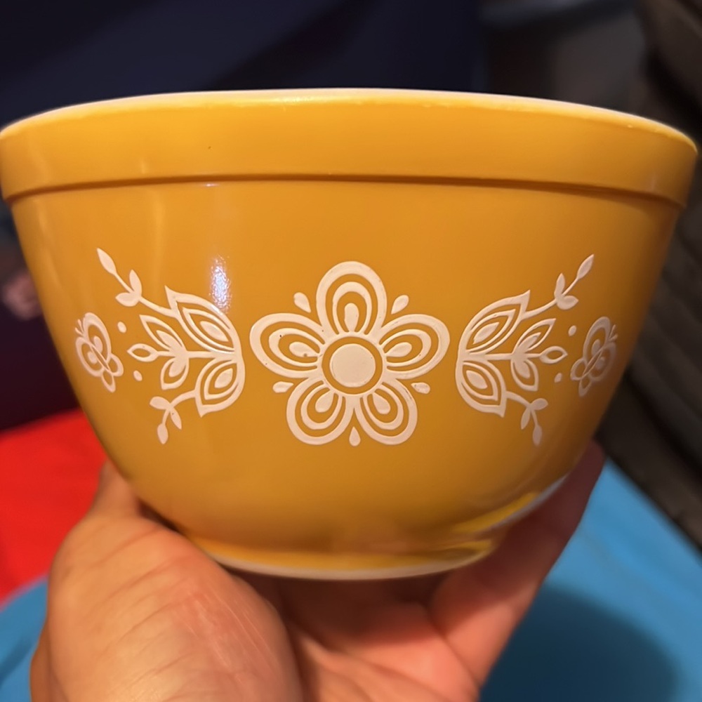 Vintage Pyrex - Picture 3 of 11